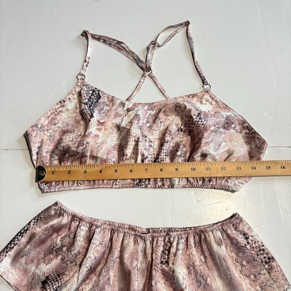 La Senza Two Piece Satin Sleep Set Pink Snake Print Size Medium - Picture 7 of 9